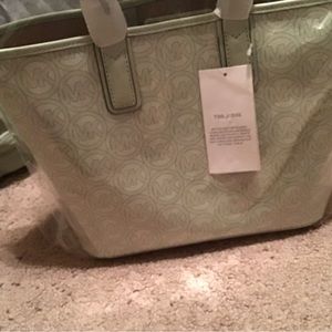 The Jodie Small Tote